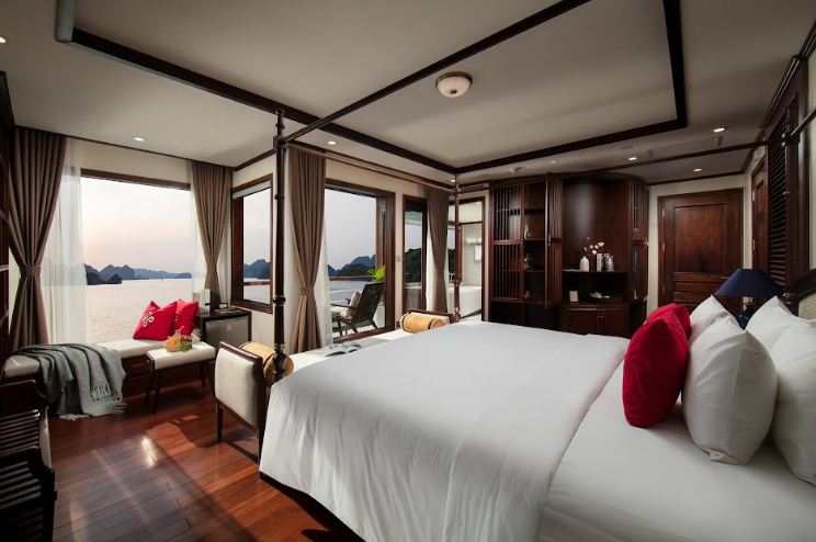 regal-suites-heritage-binh-chuan-cruises